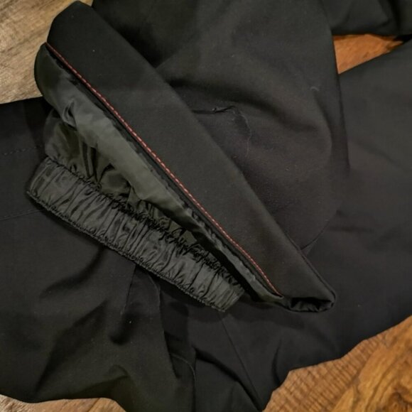 Descente Girls' Black Pants - Picture 8 of 15